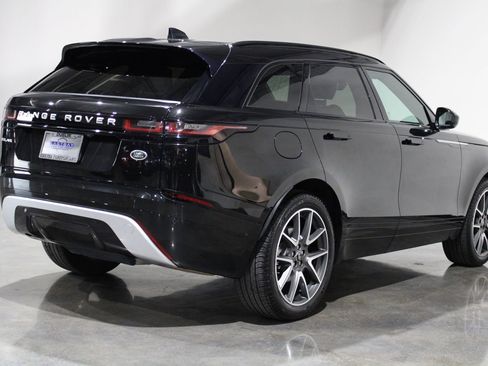 Used 2022 Land Rover Range Rover Velar S image 11