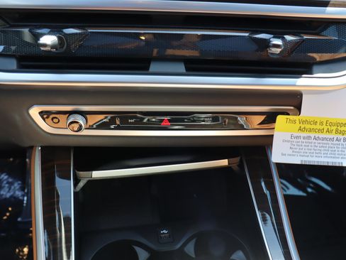 Used 2025 BMW X5 xDrive40i w/ Premium Package image 20