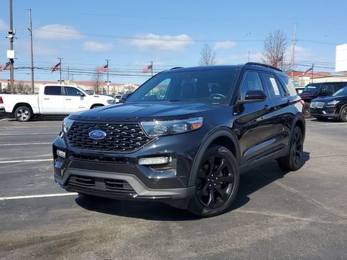 Used 2023 Ford Explorer ST-Line w/ Class IV Trailer Tow Package AWD/4WD image 31
