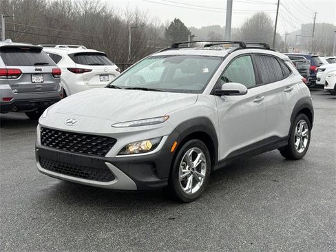 Certified 2023 Hyundai Kona SEL w/ Convenience Package image 3