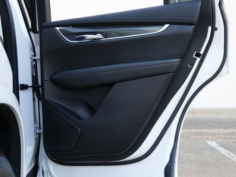 Used 2021 Cadillac XT6 Sport image 40