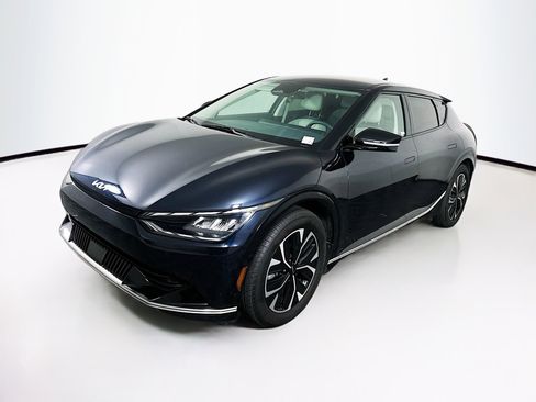 Used 2024 Kia EV6 Wind RWD image 3