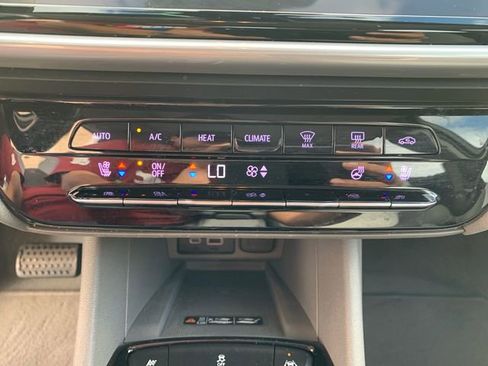 Used 2023 Chevrolet Bolt EUV Premier w/ Sun & Sound Package image 30