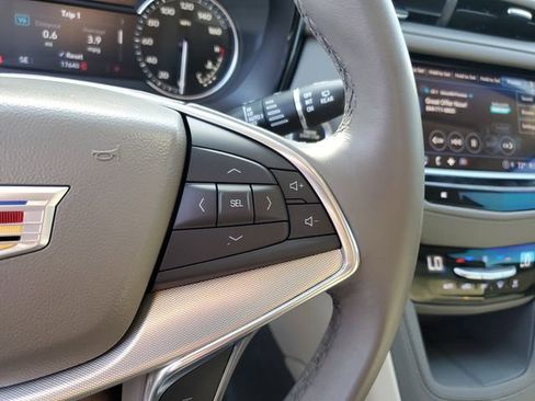 Used 2022 Cadillac XT5 Premium Luxury image 27