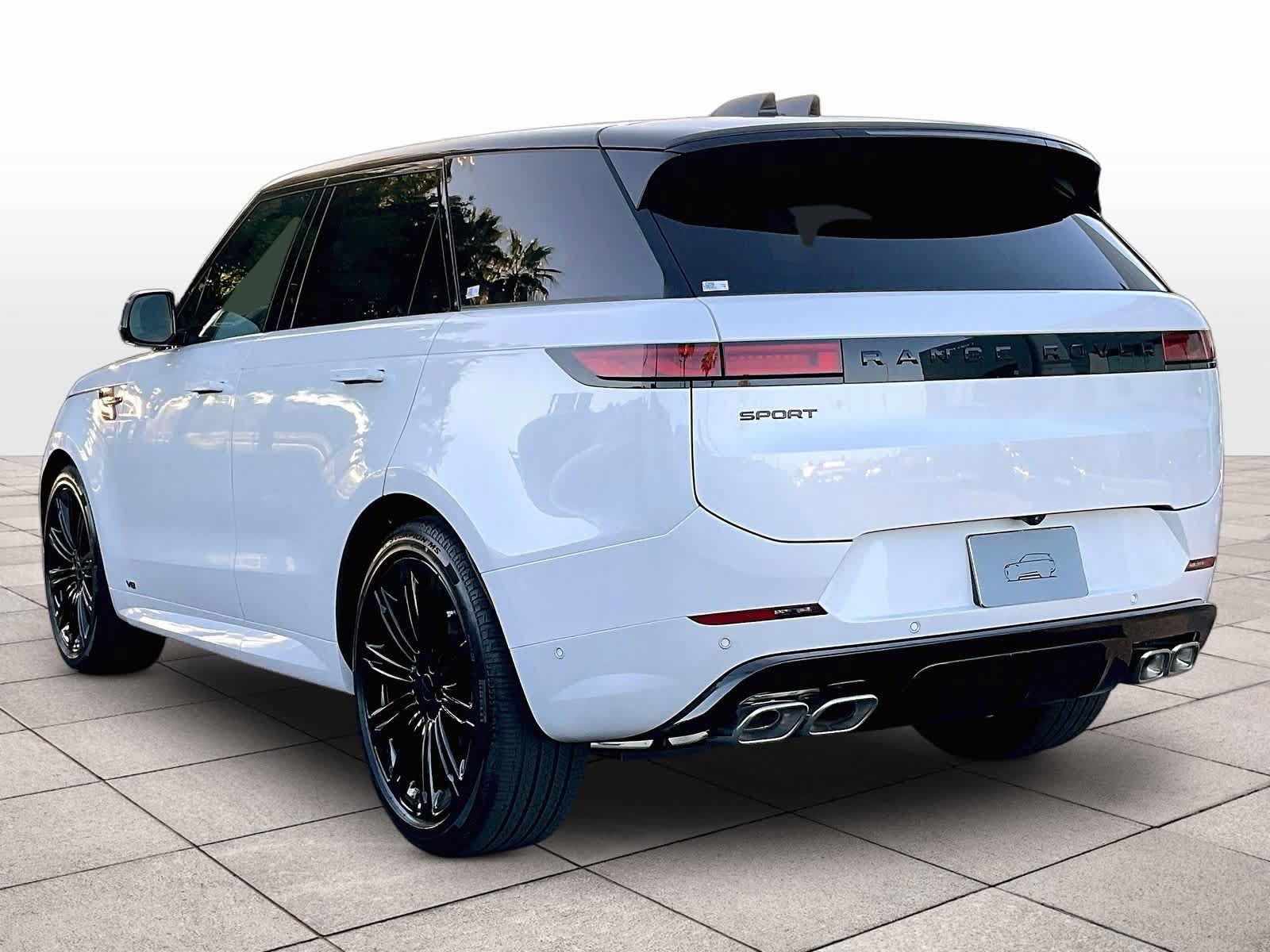 New 2026 Land Rover Range Rover Sport Dynamic SE AWD/4WD image 3