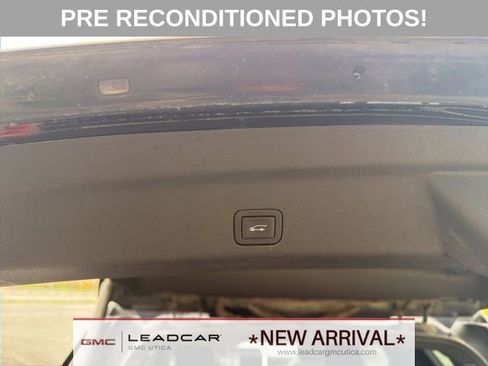 Used 2023 GMC Yukon Denali AWD/4WD image 20