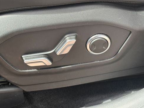 Used 2025 Hyundai Santa Fe SEL AWD/4WD image 23