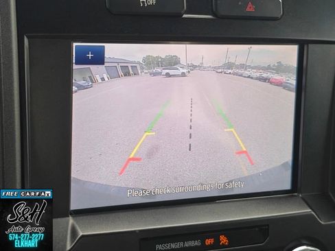 Used 2022 Ford F250 XL w/ Power Equipment Group AWD/4WD image 8