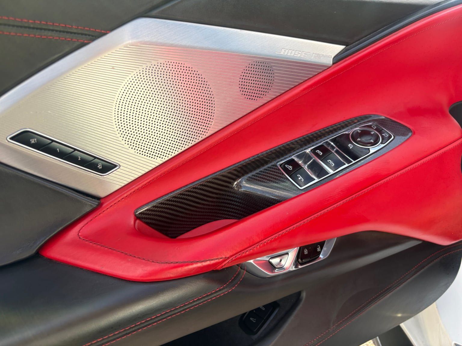 Used 2022 Chevrolet Corvette Stingray Premium Conv w/ Z51 Performance Package RWD image 11