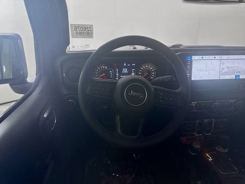 New 2026 Jeep Gladiator Willys AWD/4WD image 21