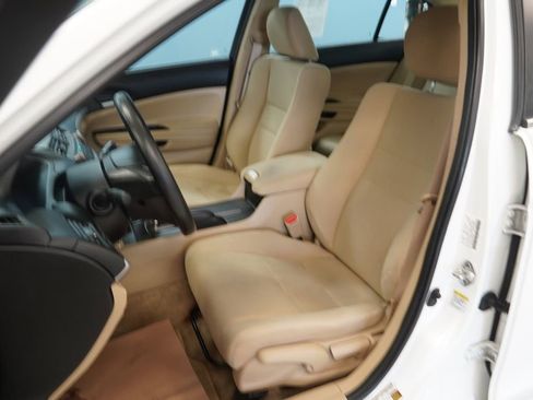 Used 2012 Honda Accord LX image 3