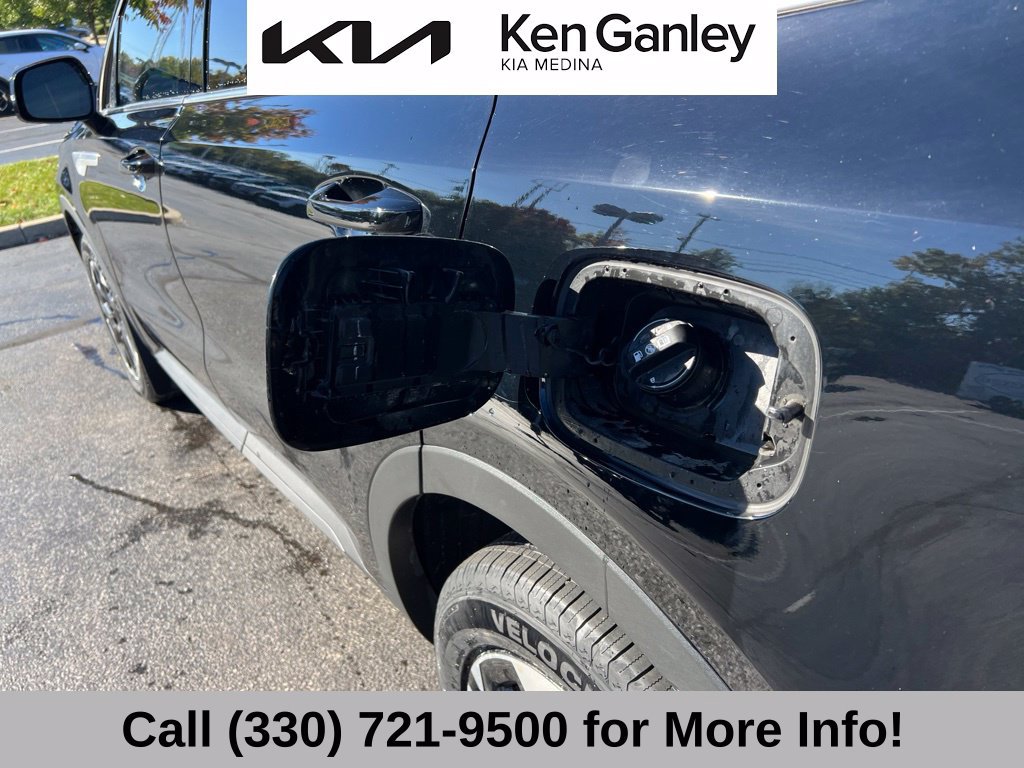 Certified 2024 Kia Sorento S w/ Panoramic Sunroof Package AWD/4WD image 48
