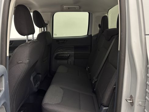 Used 2025 Ford Maverick XL image 19