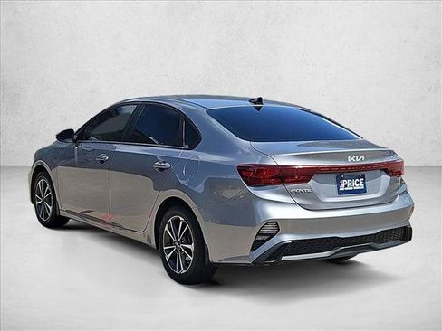 Used 2024 Kia Forte LXS FWD image 7