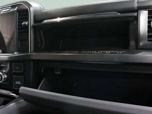 Used 2024 Ford F250 Lariat w/ Lariat Ultimate Package AWD/4WD image 31
