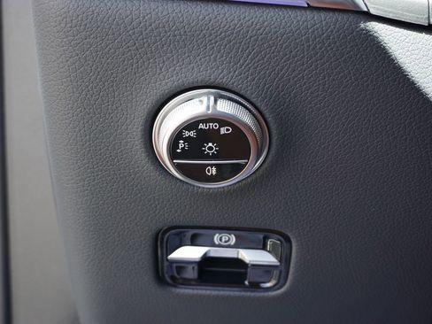 Certified 2025 Mercedes-Benz GLC 350e 4MATIC image 29