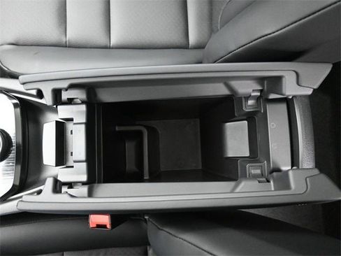 New 2026 Nissan Rogue SV image 24