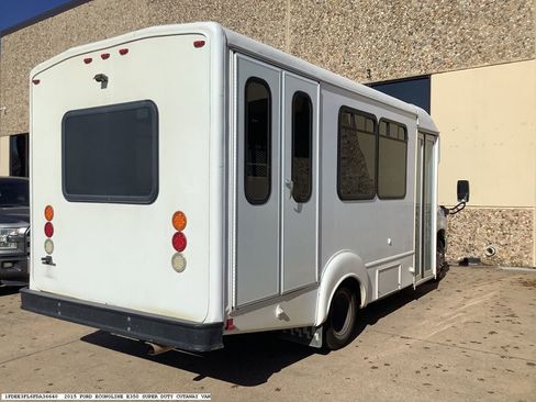 Used 2015 Ford E-350 and Econoline 350 Super Duty image 4