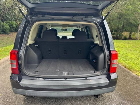 Used 2015 Jeep Patriot Sport w/ Power Value Group FWD image 13