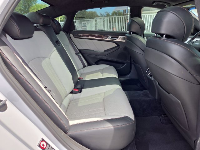 Used 2019 Genesis G80 3.3T Sport RWD image 17