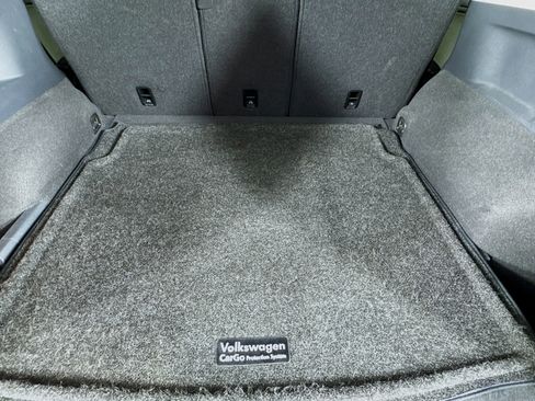 Used 2019 Volkswagen Tiguan SE AWD/4WD image 34