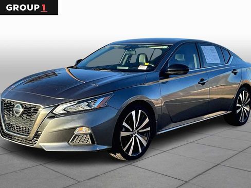 Used 2022 Nissan Altima 2.0 SR image 1