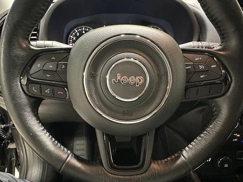 Used 2019 Jeep Renegade Altitude w/ Quick Order Package 2XM AWD/4WD image 29