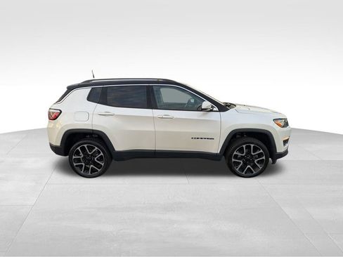 Certified 2018 Jeep Compass Limited w/ Navigation Group image 9