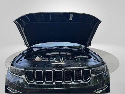 Used 2024 Jeep Grand Cherokee Limited 4xe w/ Trailer Tow Package AWD/4WD image 33
