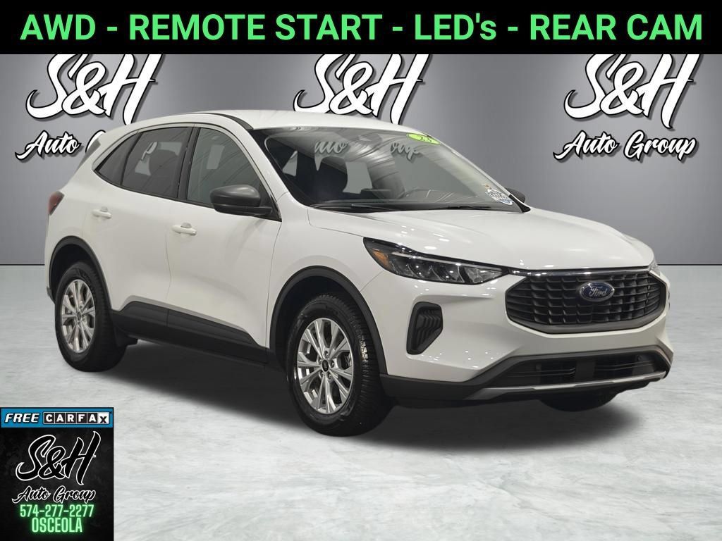 Used 2023 Ford Escape Active AWD/4WD image 1
