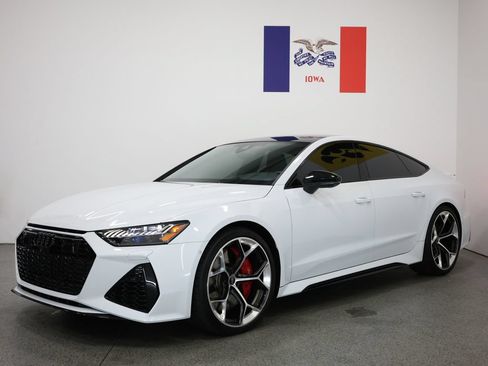 Used 2025 Audi RS 7 Performance w/ Black Optic Package AWD/4WD image 8