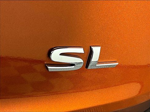 Used 2021 Nissan Rogue SL FWD image 24