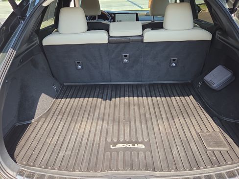 Certified 2023 Lexus RX 350 AWD w/ Accessory Package image 36