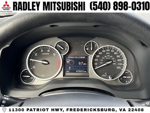 Used 2014 Toyota Tundra SR5 w/ SR5 Upgrade Package AWD/4WD image 7