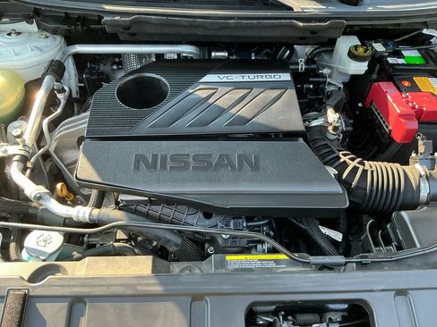 Used 2023 Nissan Rogue SV AWD/4WD image 9