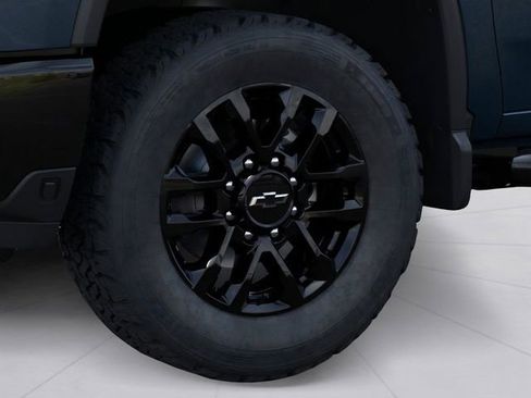 Used 2026 Chevrolet Silverado 2500 LT w/ Trail Boss Package AWD/4WD image 7