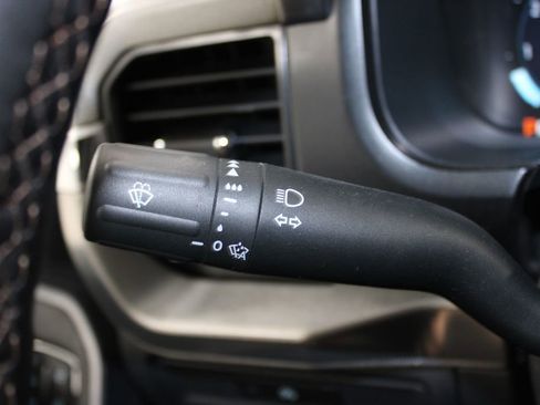 New 2025 Ford F150 Lariat w/ Equipment Group 502A High image 40