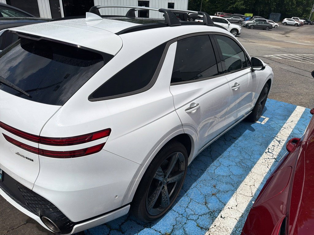 Used 2023 Genesis GV70 3.5T Sport w/ Sport Prestige Package AWD/4WD image 5