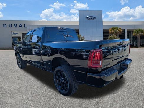 Used 2025 RAM 2500 Laramie image 28