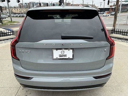 New 2026 Volvo XC90 T8 Ultra w/ Lounge Package AWD/4WD image 9