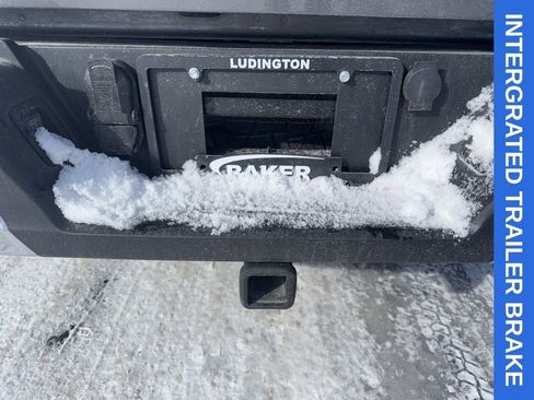 Used 2022 Ford F150 XLT w/ Equipment Group 302A High image 11