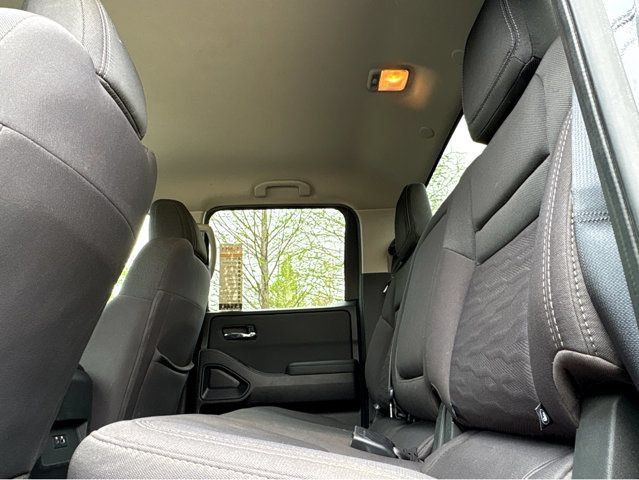Certified 2024 Nissan Frontier SV AWD/4WD image 18