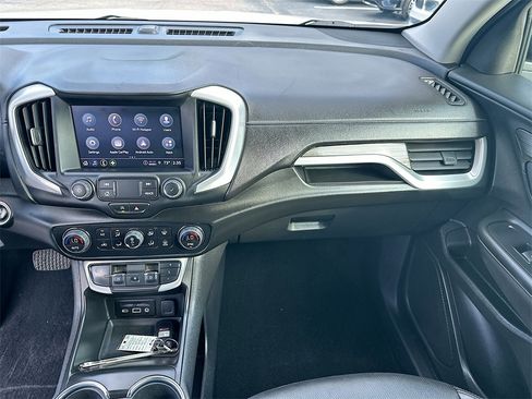 Used 2023 GMC Terrain SLT w/ Elevation Edition image 20