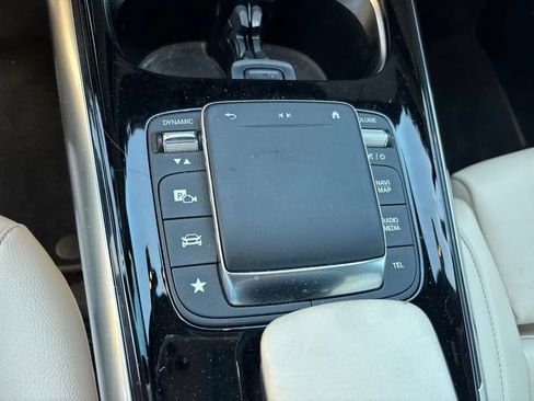 Used 2021 Mercedes-Benz GLA 250 image 26