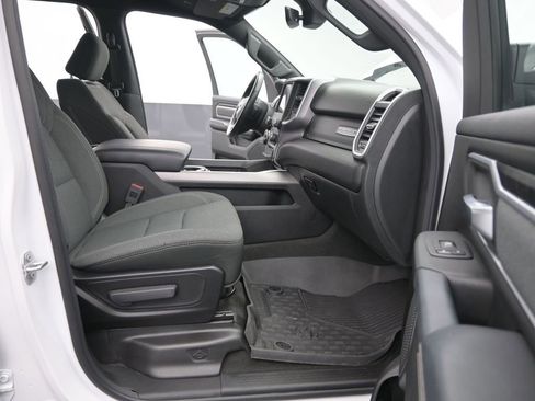 Used 2023 RAM 1500 Big Horn AWD/4WD image 18