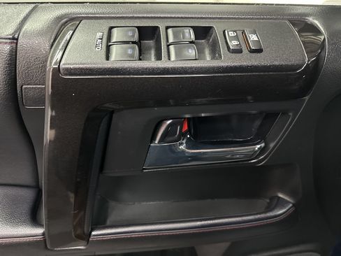 Used 2023 Toyota 4Runner TRD Off-Road Premium w/ Moonroof Package AWD/4WD image 18