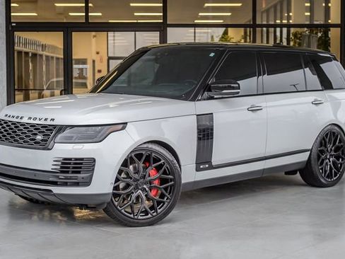 Used 2018 Land Rover Range Rover Long Wheelbase Autobiography image 2