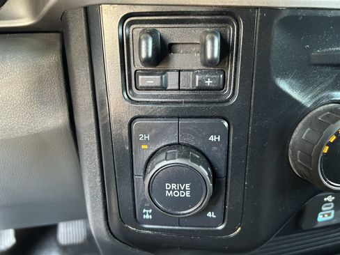 Used 2023 Ford F250 XL w/ XL Driver Assist Package AWD/4WD image 8