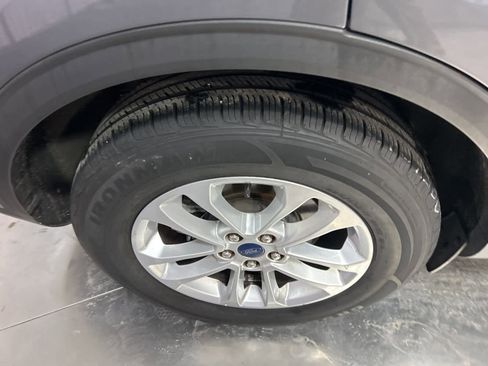 Used 2022 Ford Escape SE image 7