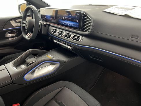 Used 2025 Mercedes-Benz GLE 53 AMG 4MATIC Coupe image 26